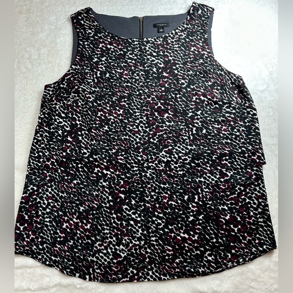 Ann Taylor Tops - Ann Taylor Black, White, and Plum Patterned Layered Zip Tank Top